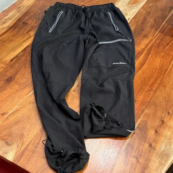 Baleaf Black XS Jogger Pants - Picture 4 of 7